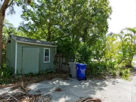 2395 43rd Avenue Vero Beach FL 32960