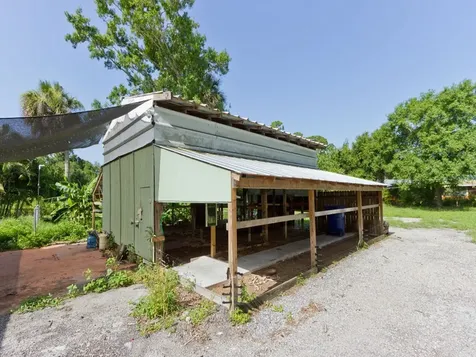 2395 43rd Avenue Vero Beach FL 32960