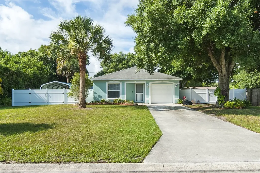 1825 24th Street SW Vero Beach FL 32962