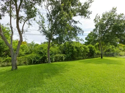 113 Empire Terrace Sebastian FL 32958