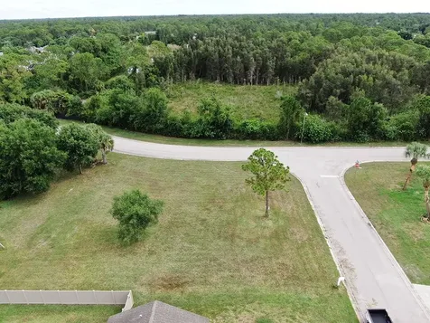 1915 13th Avenue SW Vero Beach FL 32962