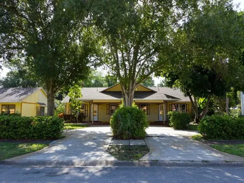 1422 36th Avenue Vero Beach FL 32960