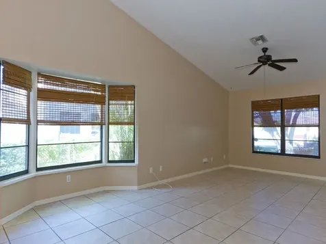 1422 36th Avenue Vero Beach FL 32960