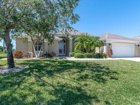 695 Alexandra Avenue SW Vero Beach FL 32968