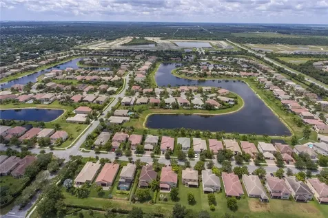 1938 Grey Falcon Circle SW Vero Beach FL 32962