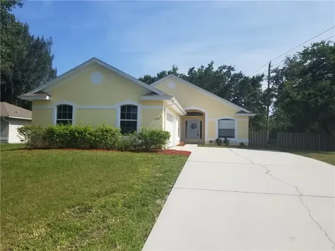 891 Tarpon Avenue Sebastian FL 32958