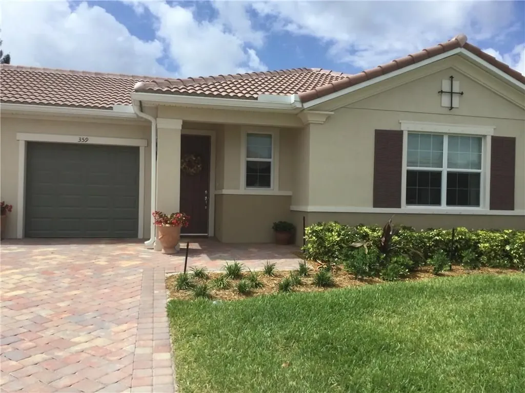 359 Monaco Place Vero Beach FL 32960