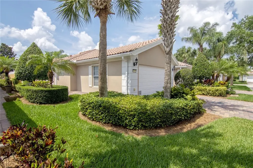 5675 Dominica Street Vero Beach FL 32967
