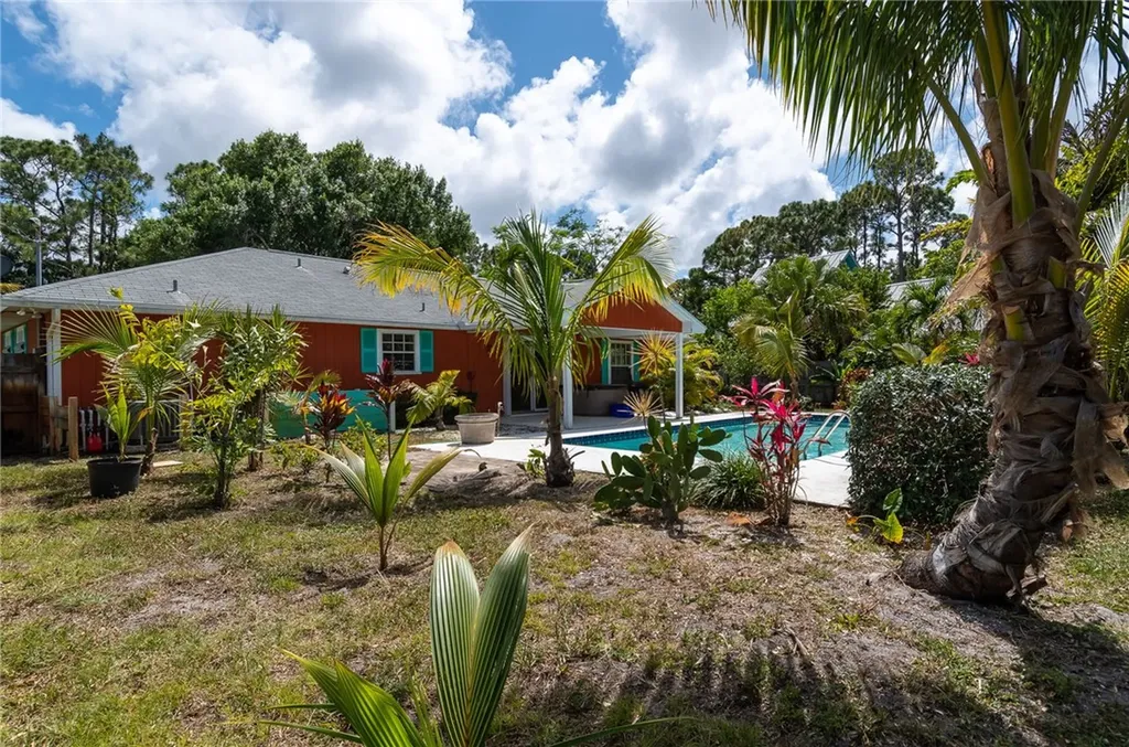 966 19th Place SW Vero Beach FL 32962
