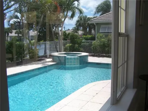 9170 Seasons Terrace Vero Beach FL 32963
