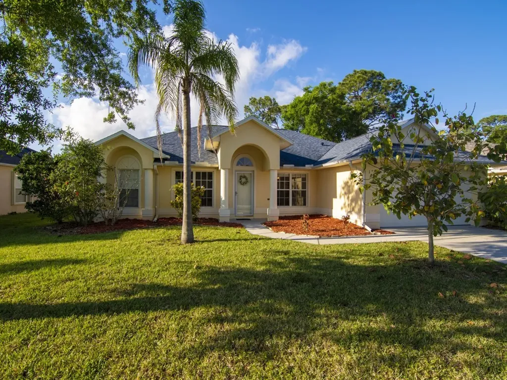 1011 Homewood Avenue Melbourne FL 32940