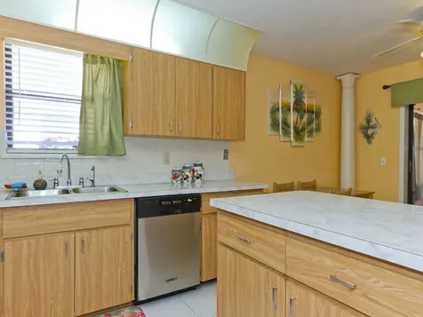 304 14th Street SW Vero Beach FL 32962