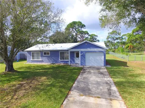 141 Caprona Street Sebastian FL 32958