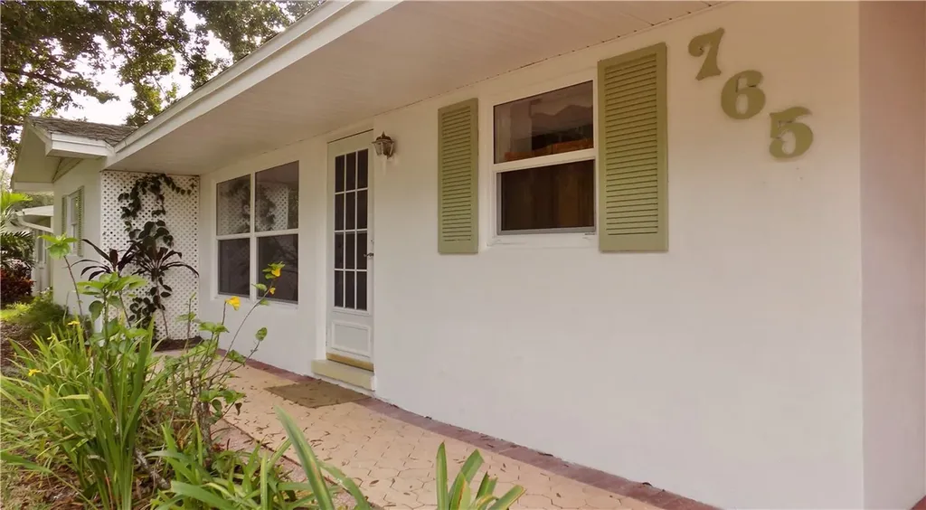 765 15th Avenue Vero Beach FL 32962