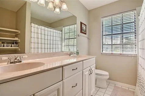 140 9th Court Vero Beach FL 32962