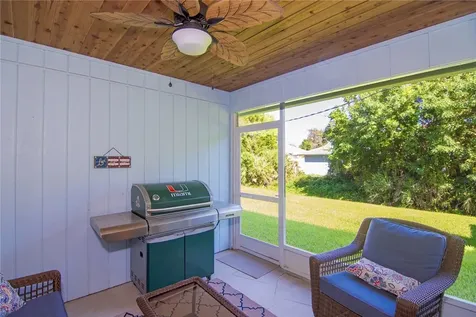 140 9th Court Vero Beach FL 32962