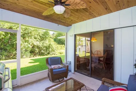140 9th Court Vero Beach FL 32962