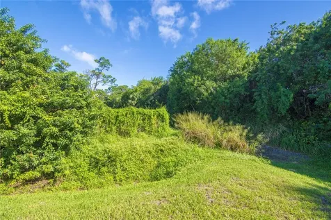 140 9th Court Vero Beach FL 32962