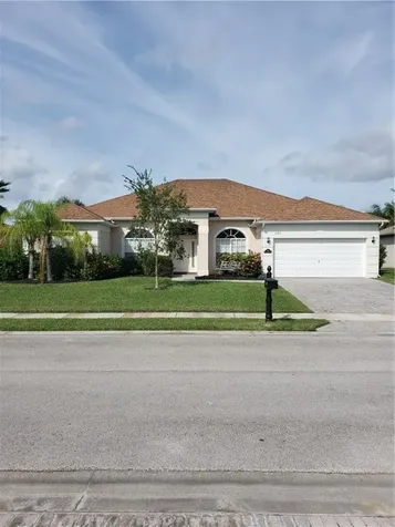 626 Tangelo Circle SW Vero Beach FL 32968