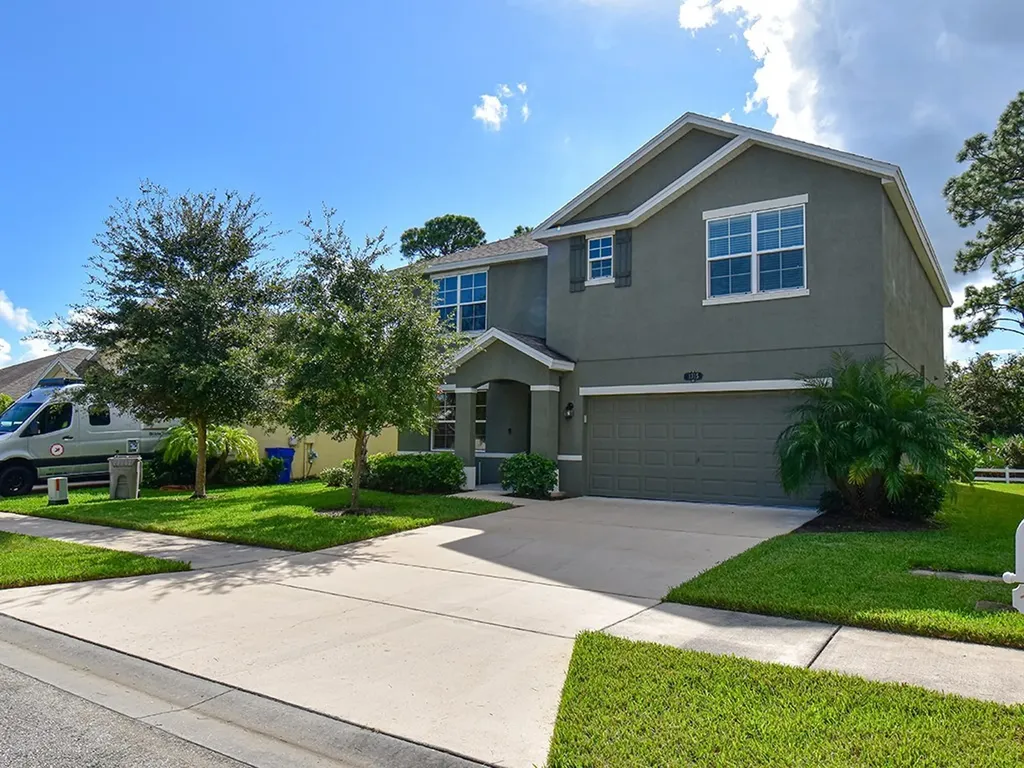 1315 Lexington Square SW Vero Beach FL 32962