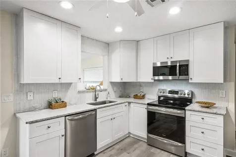 106 11th Court Vero Beach FL 32962