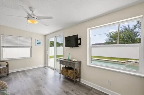 106 11th Court Vero Beach FL 32962