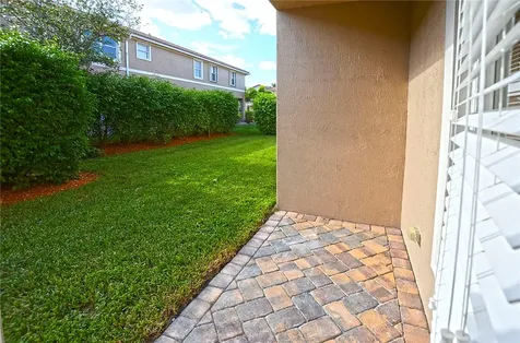 311 Versailles Lane Vero Beach FL 32960