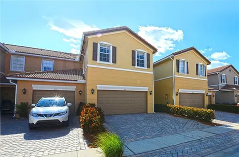311 Versailles Lane Vero Beach FL 32960