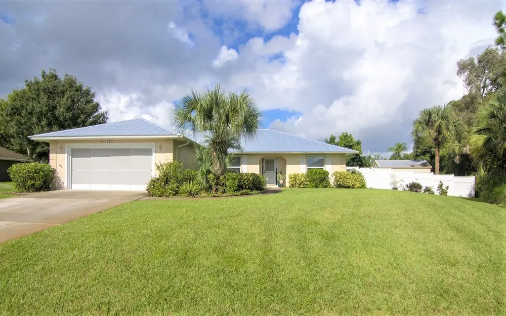 258 Dickens Avenue Sebastian FL 32958
