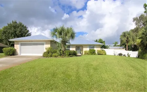 258 Dickens Avenue Sebastian FL 32958
