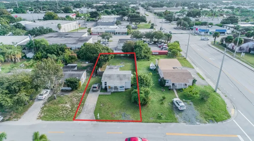 1616 Highland Avenue Vero Beach FL 32960