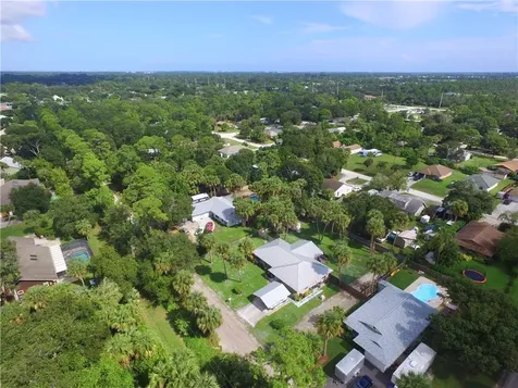 664 31st Avenue SW Vero Beach FL 32968