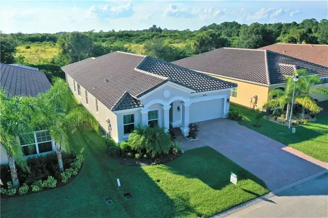 1805 Berkshire Circle SW Vero Beach FL 32968