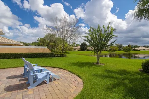 5655 Dominica Street Vero Beach FL 32967