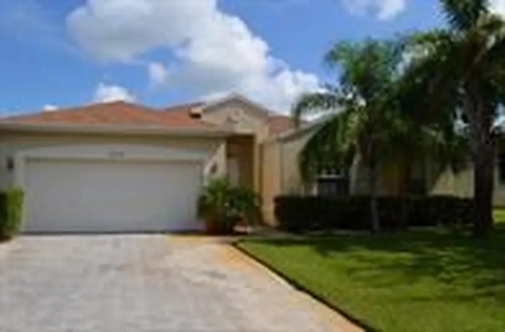 6050 45th Place Vero Beach FL 32967
