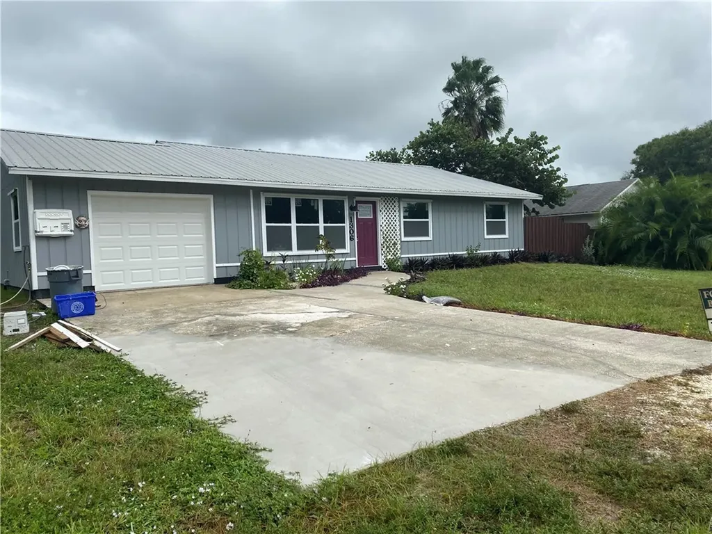 1306 21st Avenue SW Vero Beach FL 32962