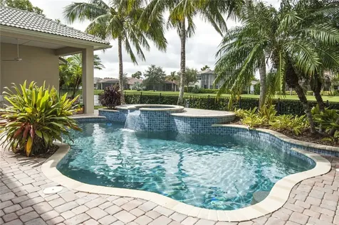 1735 Cassville Avenue Vero Beach FL 32966