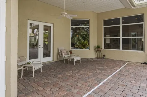 1735 Cassville Avenue Vero Beach FL 32966