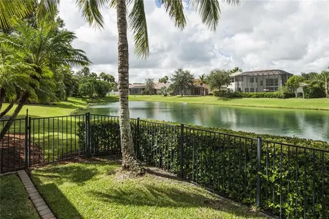1735 Cassville Avenue Vero Beach FL 32966