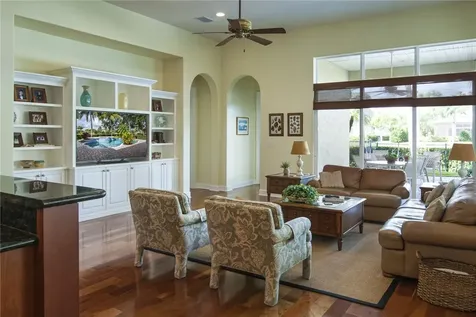 1735 Cassville Avenue Vero Beach FL 32966