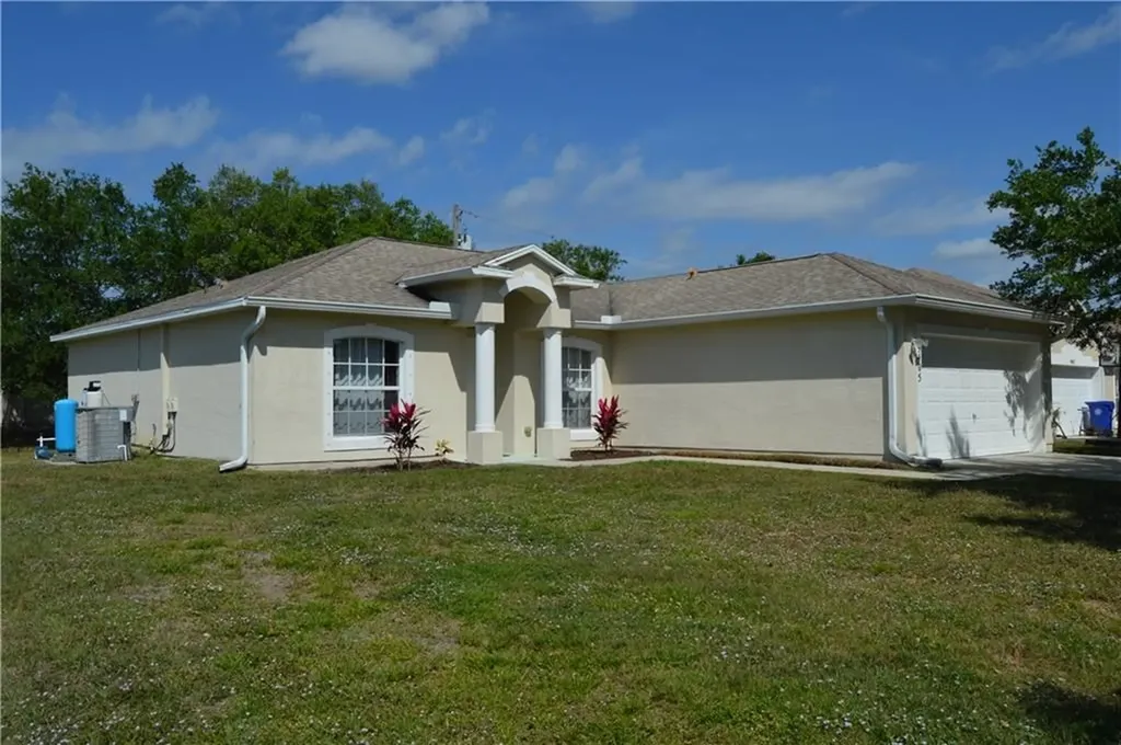 9405 100th Court Vero Beach FL 32967