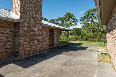 6865 51st Avenue Vero Beach FL 32967