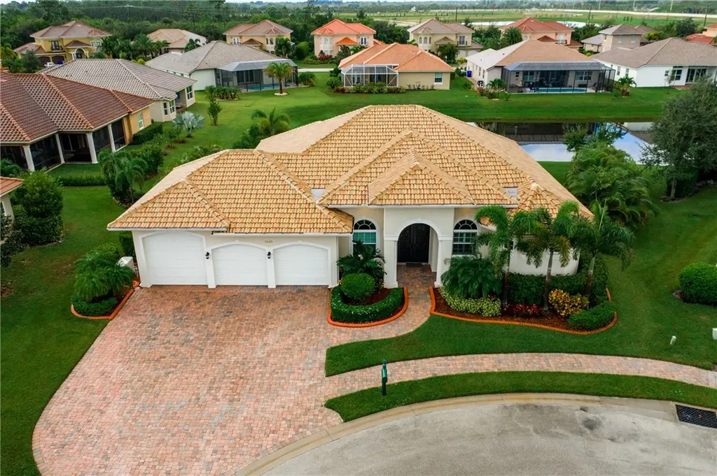 5525 62nd Lane Vero Beach FL 32967