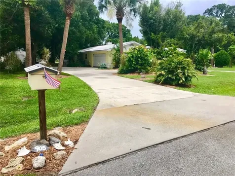 905 23rd Avenue Vero Beach FL 32960
