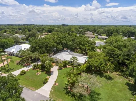 905 23rd Avenue Vero Beach FL 32960