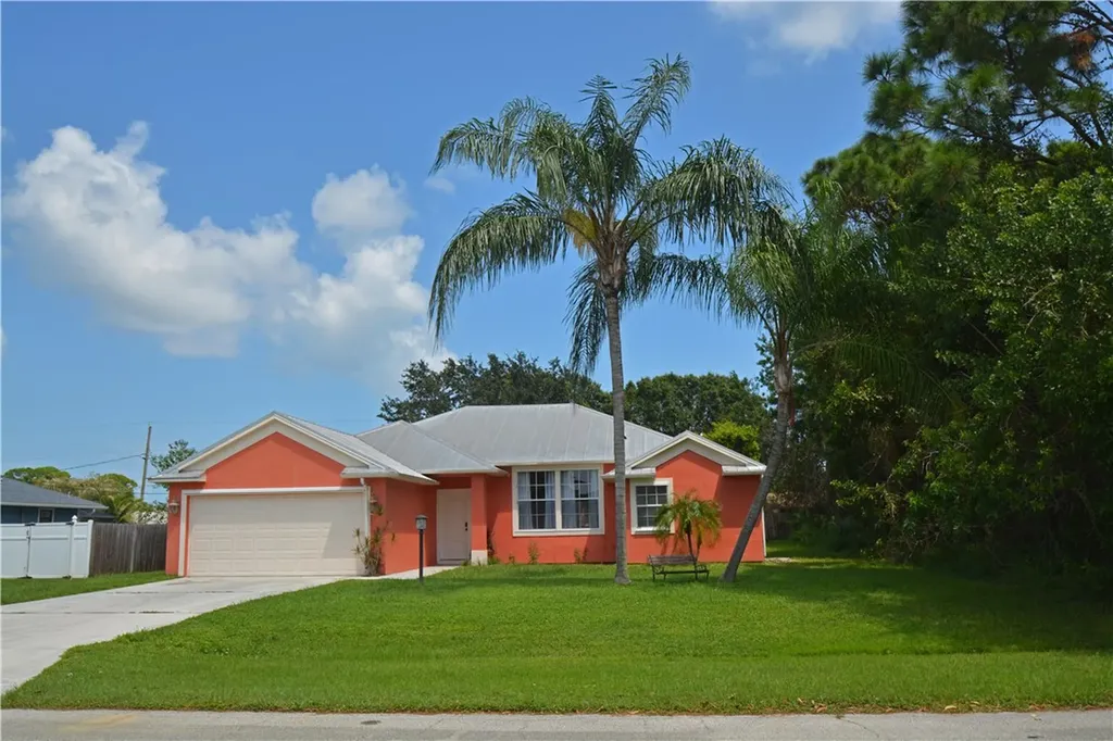 2161 SE Trillo Street Port St. Lucie FL 34952