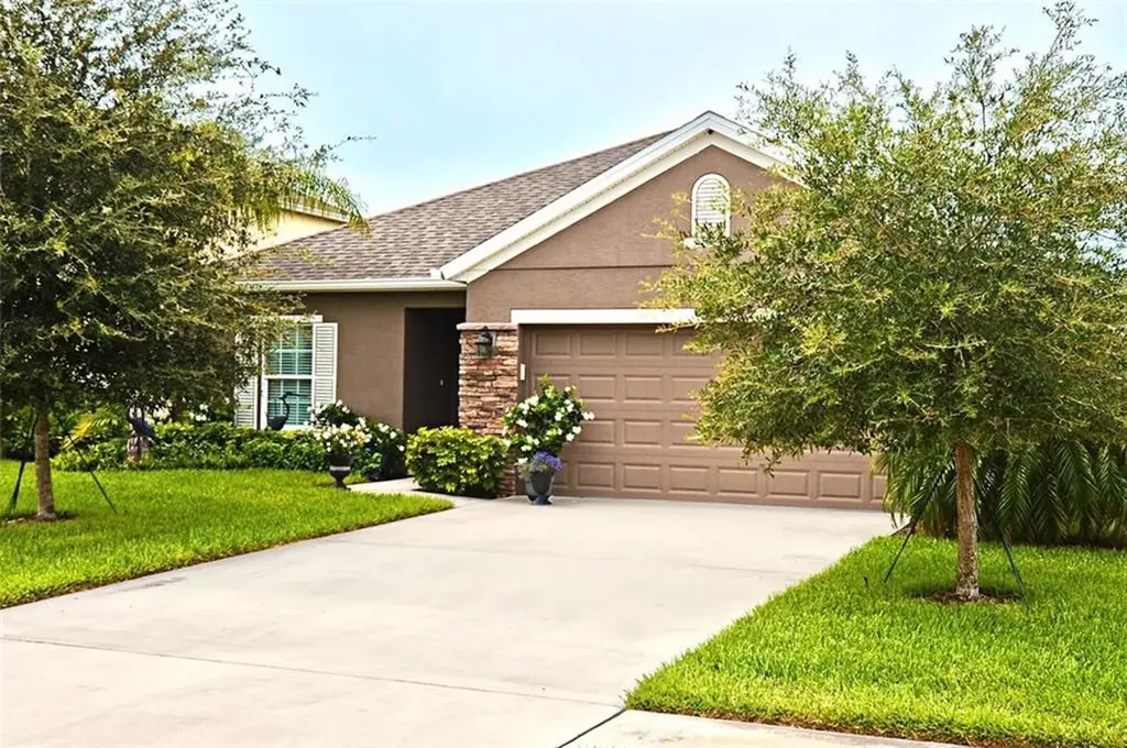 8188 Westfield Circle Vero Beach FL 32966