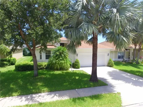 303 Briarcliff Circle Sebastian FL 32958