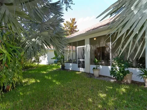 303 Briarcliff Circle Sebastian FL 32958