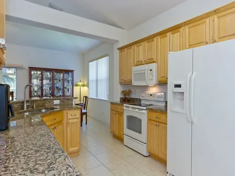 303 Briarcliff Circle Sebastian FL 32958